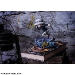 MegaHouse Trafalgar Law Figure RUN！RUN！RUN ! G.E.M. Series ONE PIECE(Trafalgar Law Figure Run Run Run G E M Series One Piece) -ICHIBA TOYS SHOP trafalgar law figure runrunrun gem series one piece figure megahouse 976635