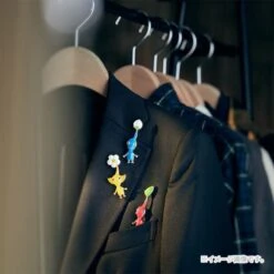 NINTENDO Yellow PIKMIN Badge(Yellow Pikmin Badge) -ICHIBA TOYS SHOP yellow pikmin badge jewelry nintendo 463361